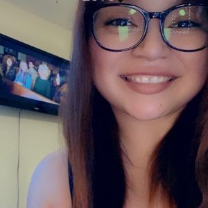 Meet your Posher, Caridad